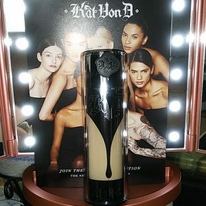 kat Von D Lock-it Foundation Light 43 Warm
